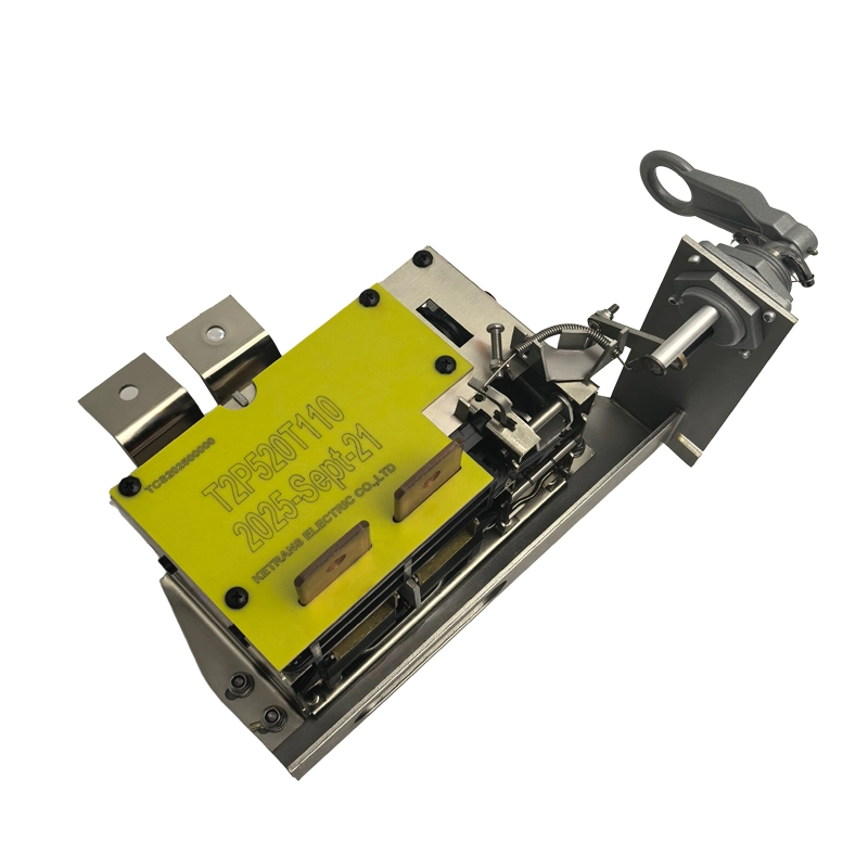 Disjoncteur monophasé 520A CSP immergé en huile 125KVA ports de connexion supérieurs