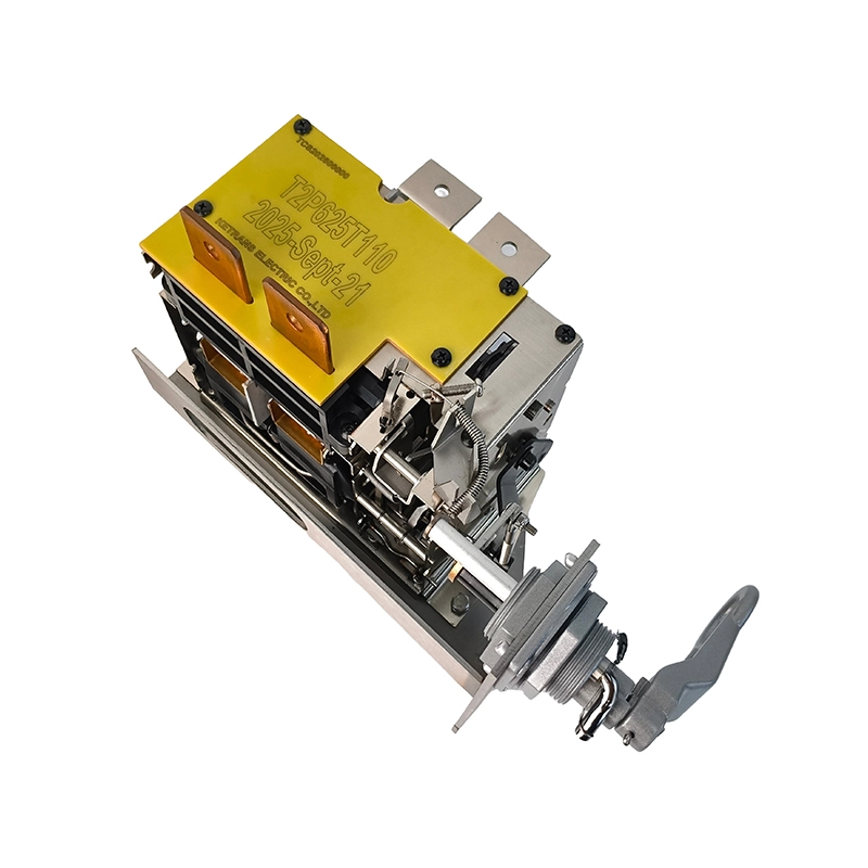 Disjoncteur d’huile monophasé 625A CSP 150KVA avec une configuration supérieure courbe